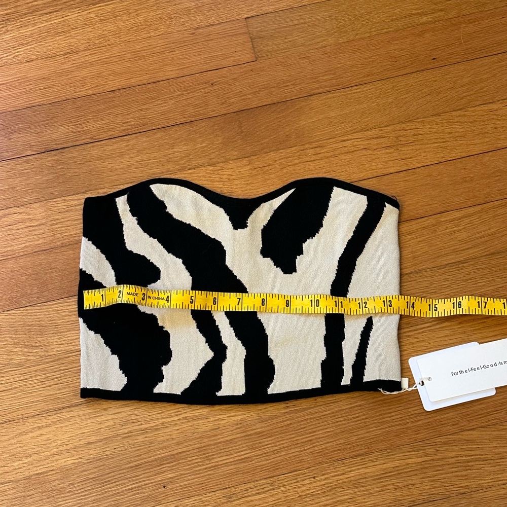 Black and White Bandeau Top Zebra stripe baddie indie - Picture 4 of 5